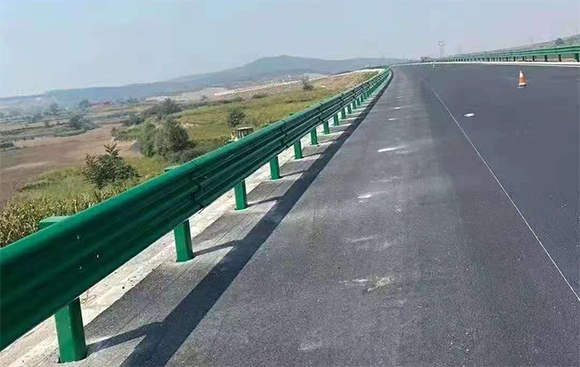 甘肃高速路护栏